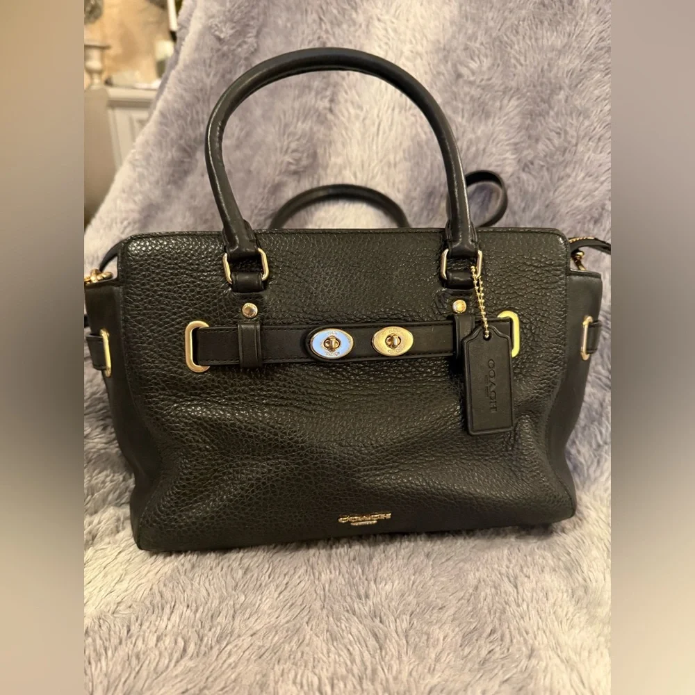 Coach Swagger Black Satchel Bag with Gold Accents F55665 EUC - Picture 4 of 16